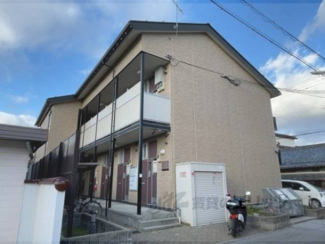 レオパレス芹美武外観写真1