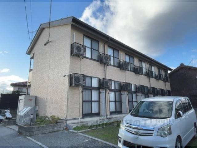 レオパレス芹美武外観写真2