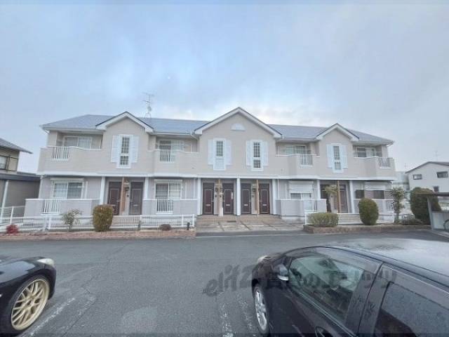 ヴィラーゼン外観写真2