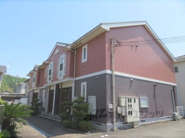 141881の外観写真