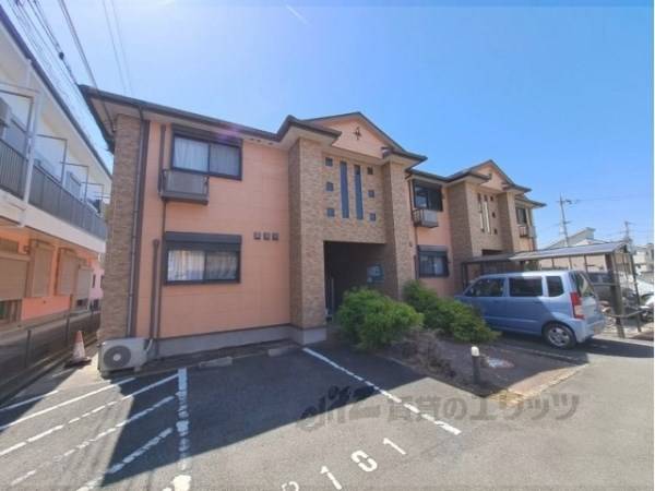 141889の外観写真