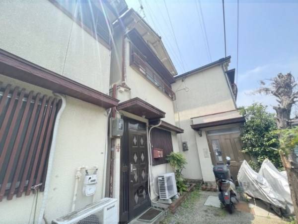 141896の外観写真