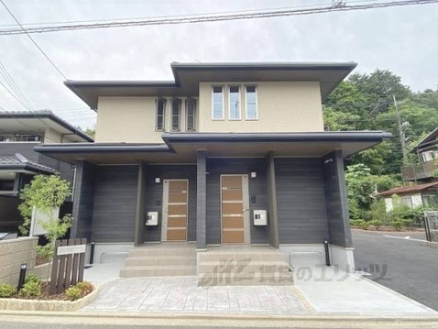 ウエストメゾンクワトロ３外観写真2