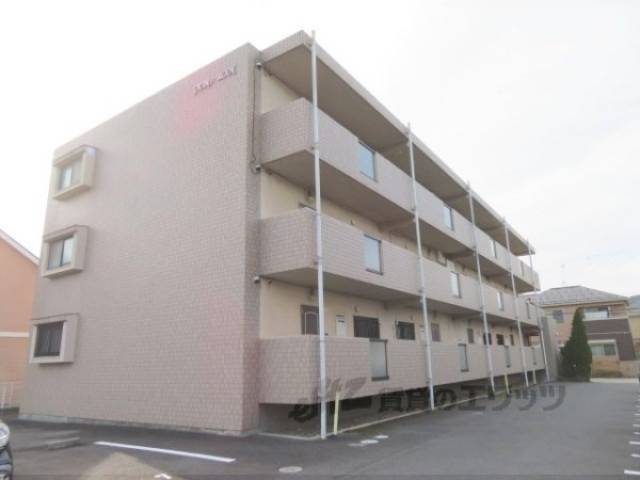 グランムーン外観写真1
