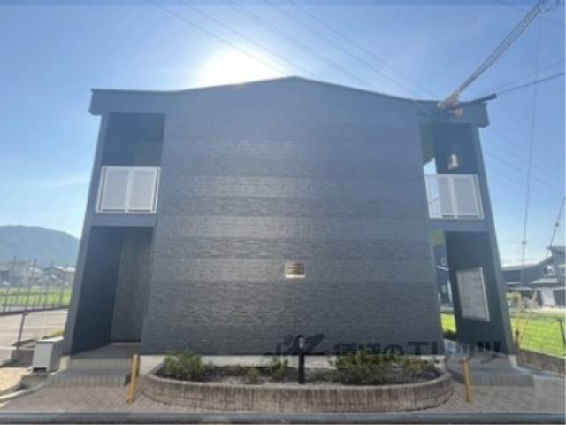 レオパレスプレミール外観写真3