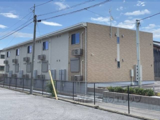 ガーデン・アイリス外観写真2