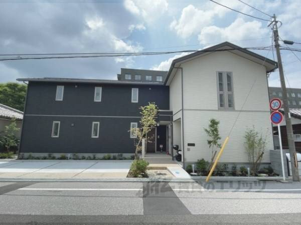 142465の外観写真