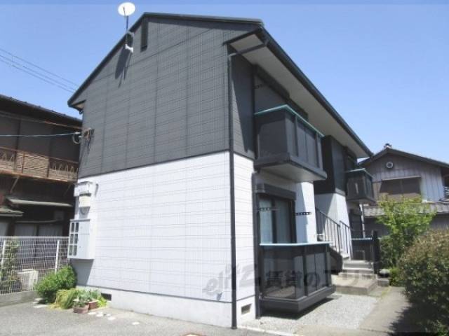 ディアス　中山外観写真1