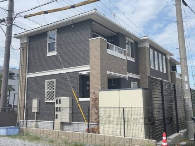 エバーアベニュー外観写真3