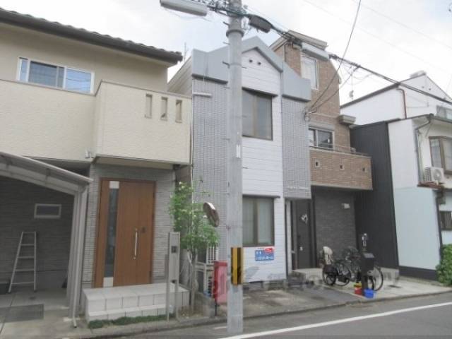アスピリエ高野外観写真3