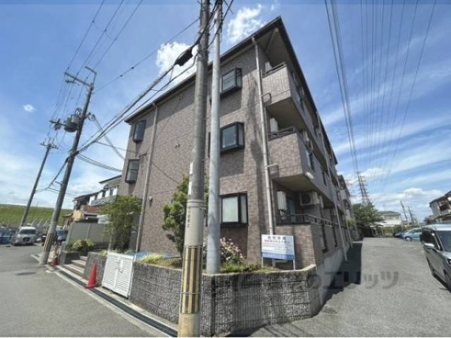 ラヴェニュー西牧野外観写真2