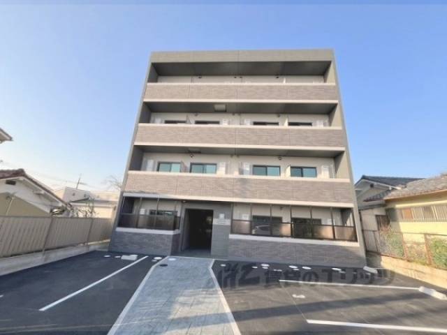 KIZUNA RESIDENCE伊勢田駅前外観写真1