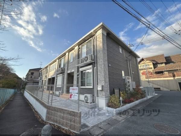 142811の外観写真