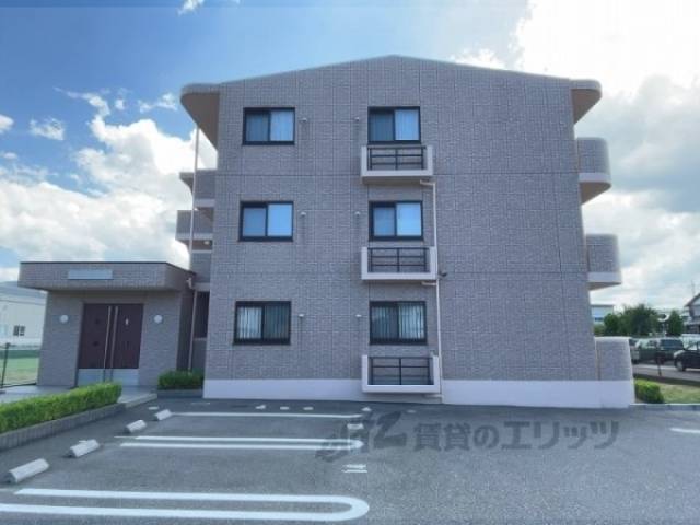 エトール　ア　ラ　パージュ外観写真2