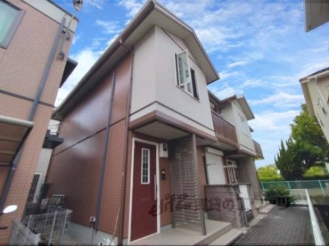 レジデンシア時計台外観写真1