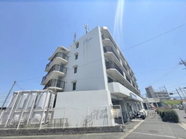 アルファプレイス外観写真1