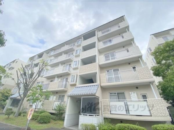 143054の外観写真