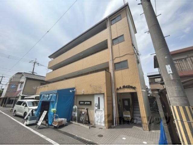 ラ・セーヌ外観写真3