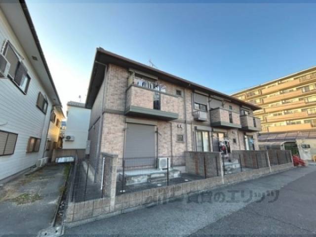 イーストコート外観写真1