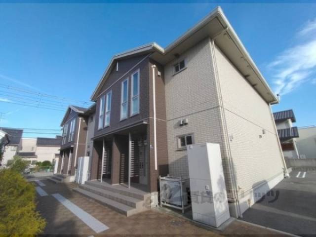 エスト　ラフィーネ外観写真1