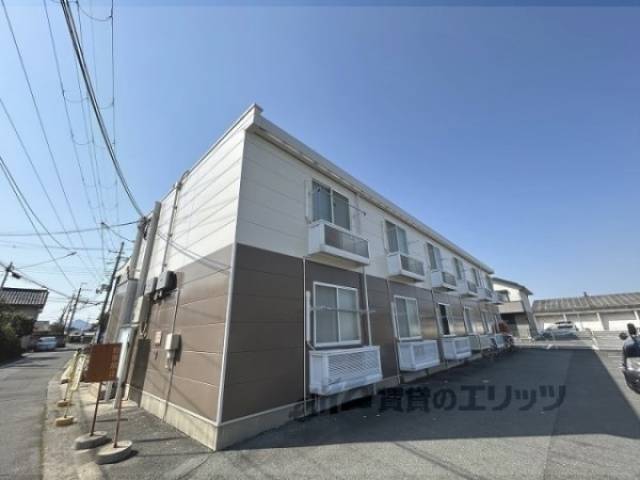 レオパレス万葉外観写真2