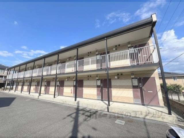 レオパレス西真美外観写真1