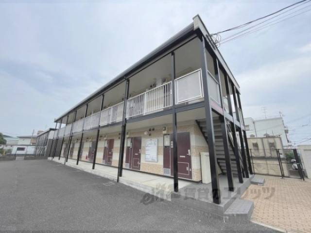 レオパレスかつらぎ外観写真1