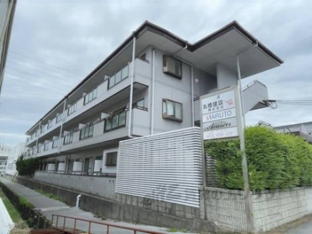 ラヴィアン外観写真2