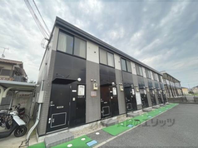 レオパレスはくほう外観写真1