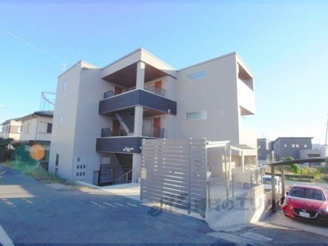 アミティエ南草津外観写真1