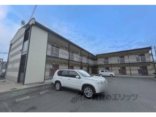 レオパレスシルフィード外観写真1