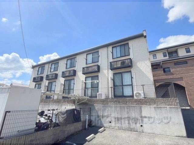 レオパレス旭ヶ丘外観写真3