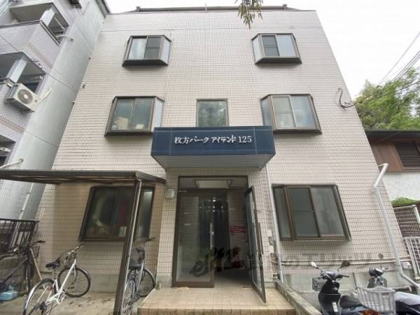 143689の外観写真