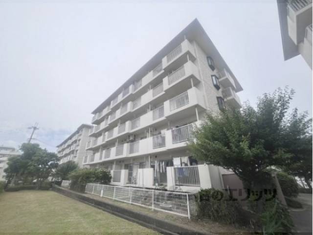 真美ケ丘６丁目団地１９号棟外観写真3