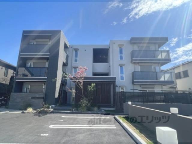 Ｃｌｉｖｉａ　ｄｅｕｘ外観写真3