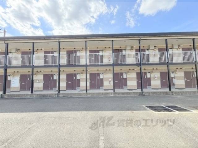 レオパレスカロン外観写真2