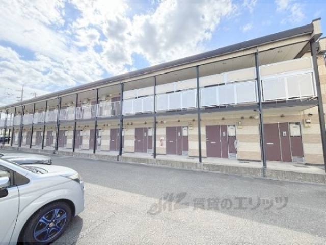 レオパレスカロン外観写真3