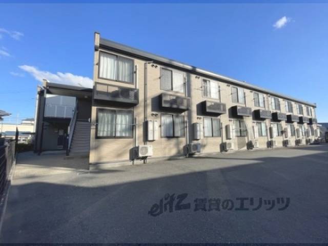 レオパレス星田２外観写真1