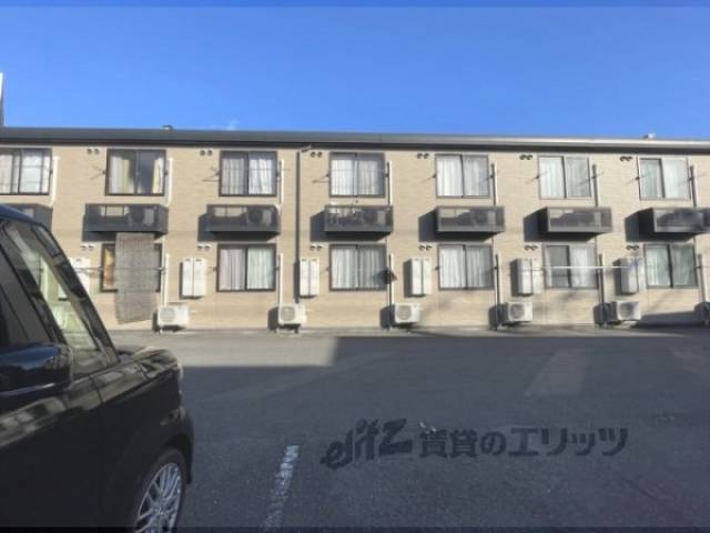 レオパレス星田２外観写真2