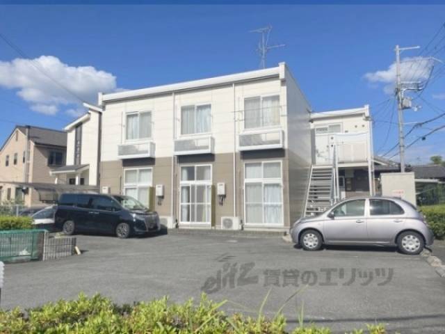 レオパレスさくら坂外観写真3