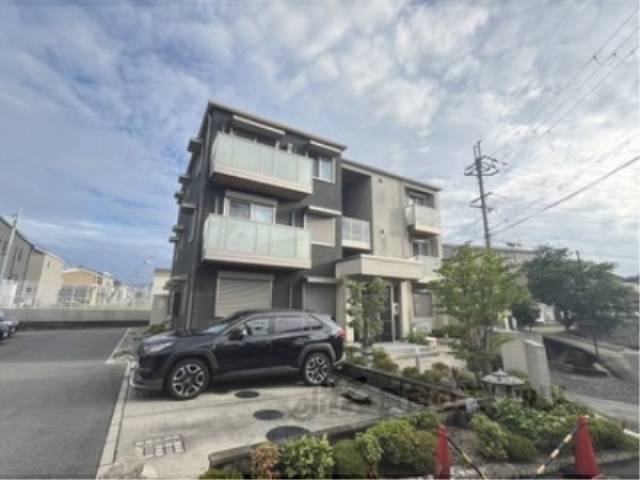 シャーメゾン二上外観写真2