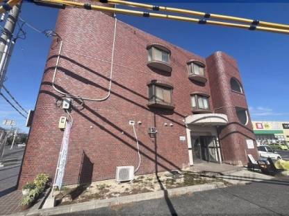 サンプラザ築山外観写真3