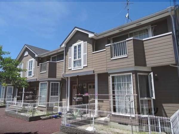 144392の外観写真