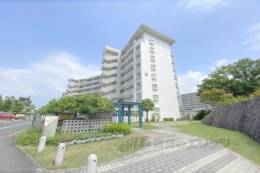 香里ヶ丘けやき東街団地１０号棟外観写真