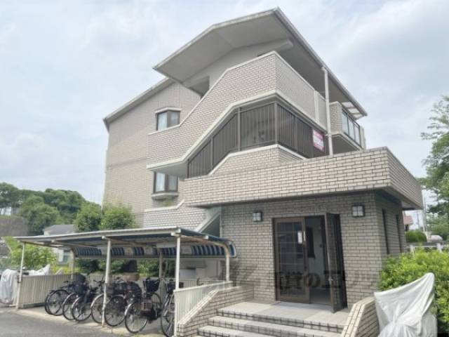 サニーヒル長坂外観写真1