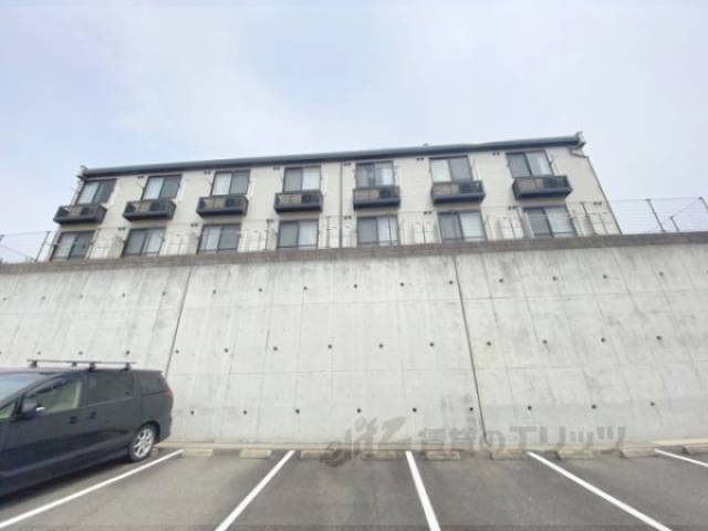 レオパレス山忠外観写真3