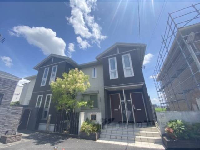 シャルマンヴィラージュD棟外観写真1