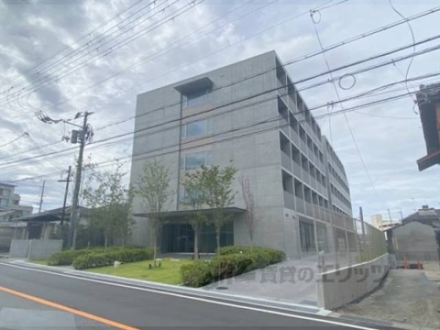 ＡＫＡＤＥＭＯＳ　Ｒｅｓｉｄｅｎｃｅ外観写真1