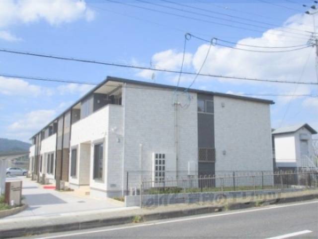 ウッドヴィレッジ甲南　ＷＥＳＴ外観写真1