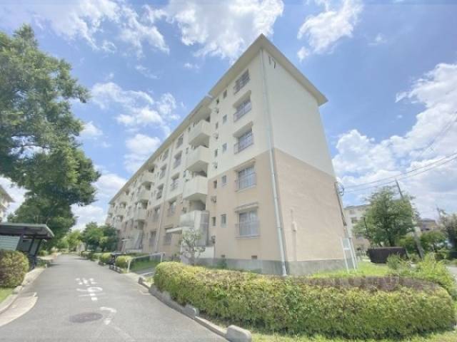 桜丘団地１７号棟外観写真1